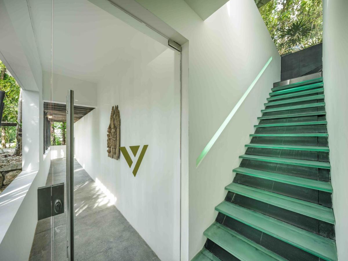 Villa Yang, Private Oceanfront Villa, Kamala Beach Exterior photo