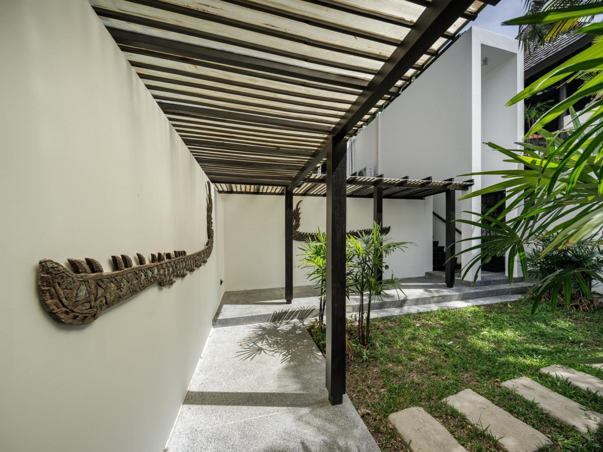Villa Yang, Private Oceanfront Villa, Kamala Beach Exterior photo